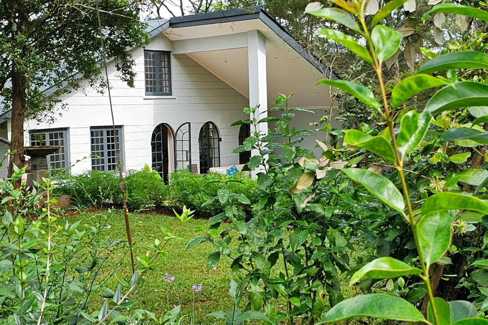 Pumbaa Farmhouse + Cottages Nairobi Exterior foto